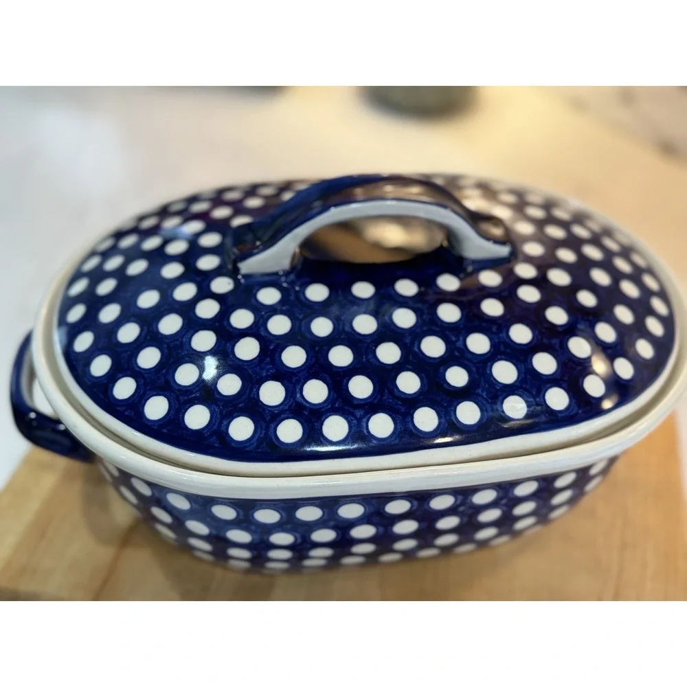 Handmade BOLESLAWIEC Polish Blue Pottery Oval  Baker With Lid WIZA